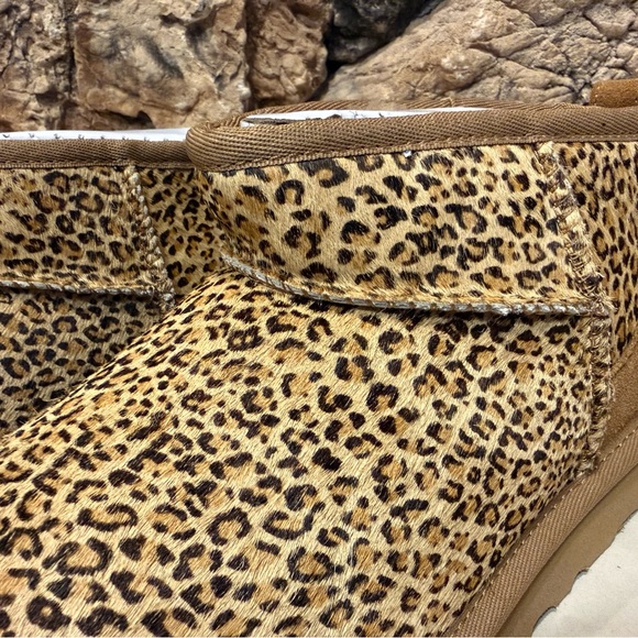 UGG Classic Ultra Mini Speckles - Picture 5 of 7